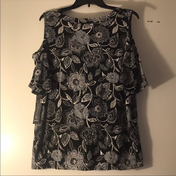 INC International Concepts Lace Up Floral Print Cold Shoulder Top Size M / XL - Picture 3 of 3